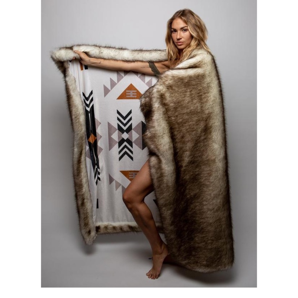 Spirit Hoods Brown Husky throw